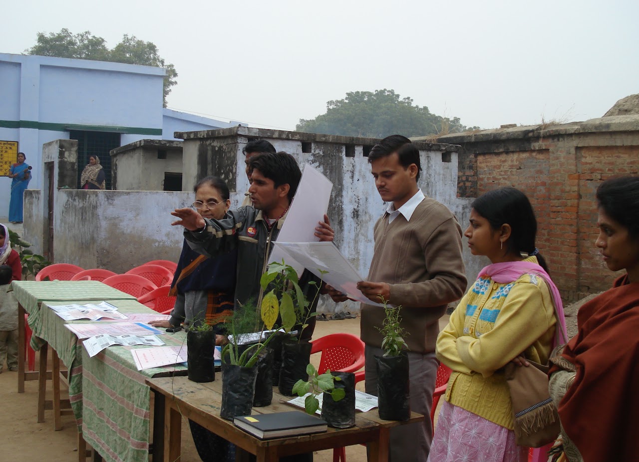Plant demonstration and community outreach from Kripal Singh’s archive